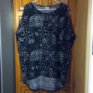 FINAL SALE PRICE Lularoe Black & Gray Tunic Top w/Medium Sleeve XL